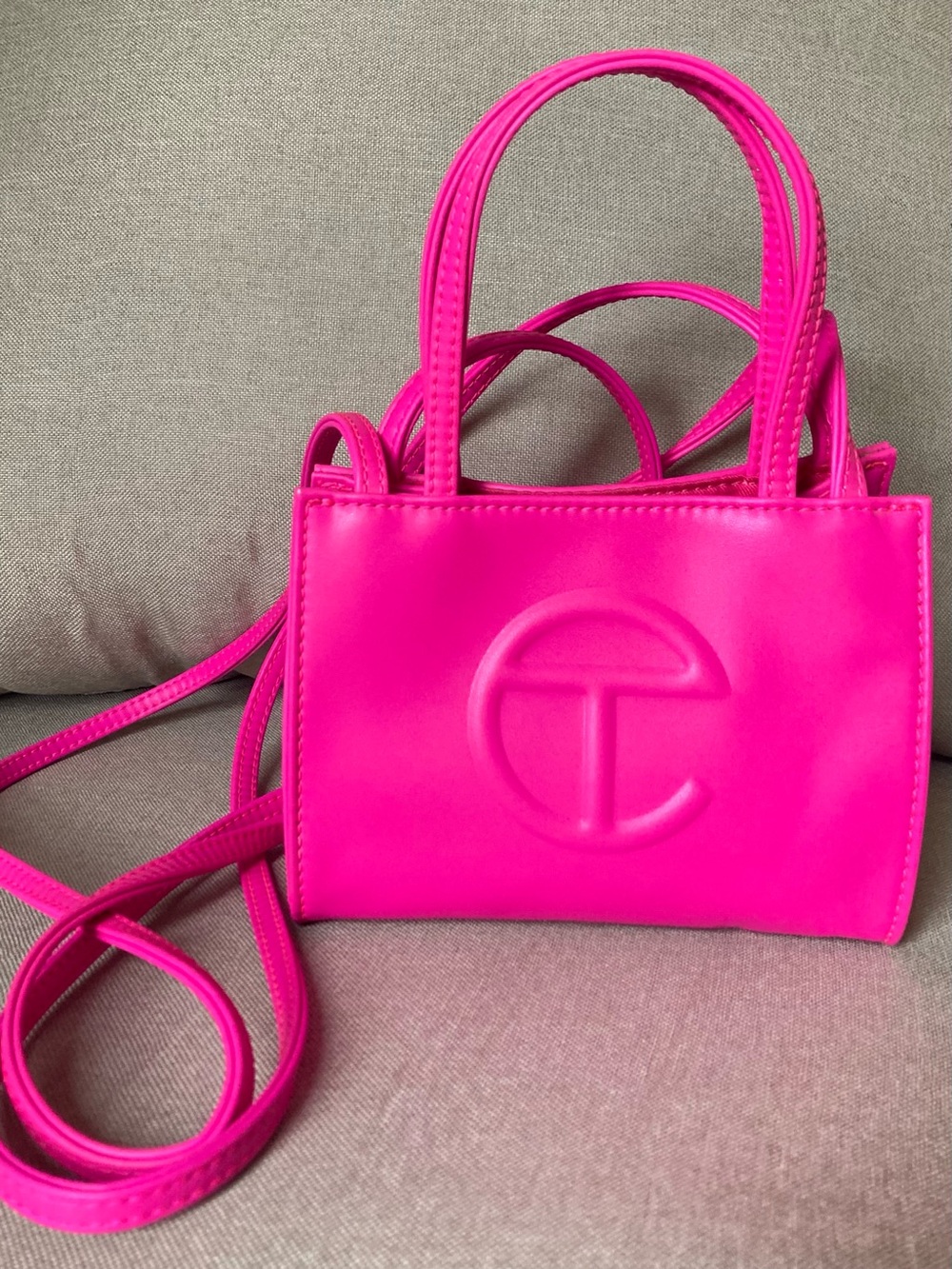 🩷 NWOT Telfar Small Shopping Bag Hot Pink Barbiecore Mini Tote Crossbody - Picture 5 of 5